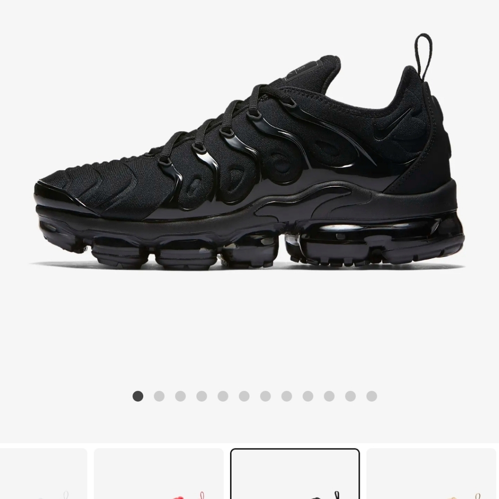 Nike  Air Max Vapor Max size 12 Men's Black Sneakers